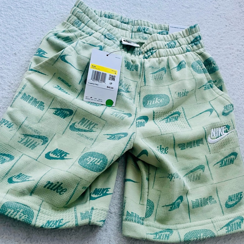 Nike Kids Green Patterned Shorts